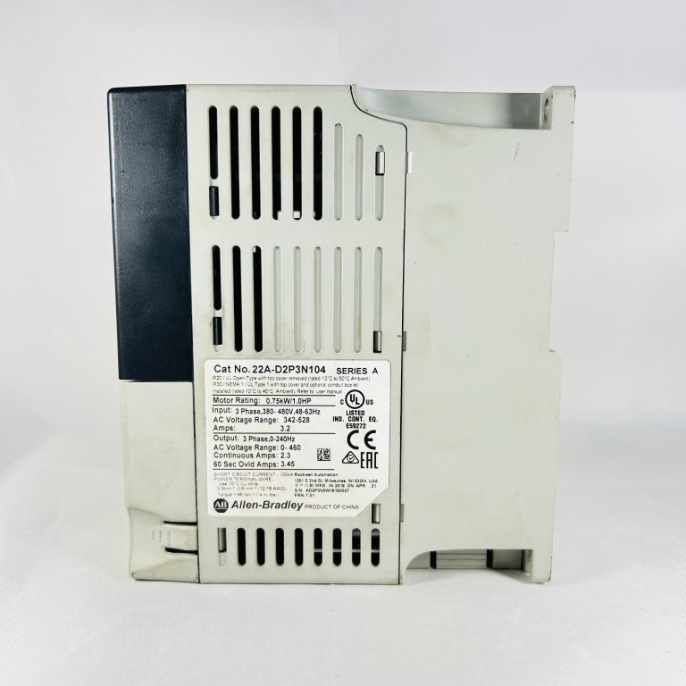 Allen-Bradley PowerFlex 4 (22A-D2P3N104) – 2 Allen-Bradley PowerFlex 4 (22A-D2P3N104) - 2