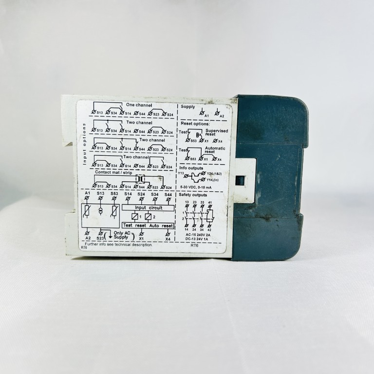 ABB Safety Relay 2TLA010026R0000 – 2 ABB Safety Relay 2TLA010026R0000 - 2