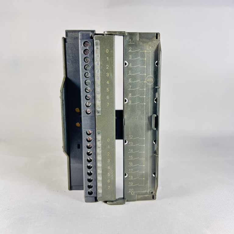 SIEMENS Digital Input Module 6ES7 321-1BH02-0AA0 – 2 SIEMENS Digital Input Module 6ES7 321-1BH02-0AA0 - 2